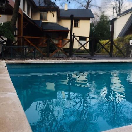 Апарт отель Refugio Del Arroyo Сан-Мартин-де-лос-Андес Экстерьер фото