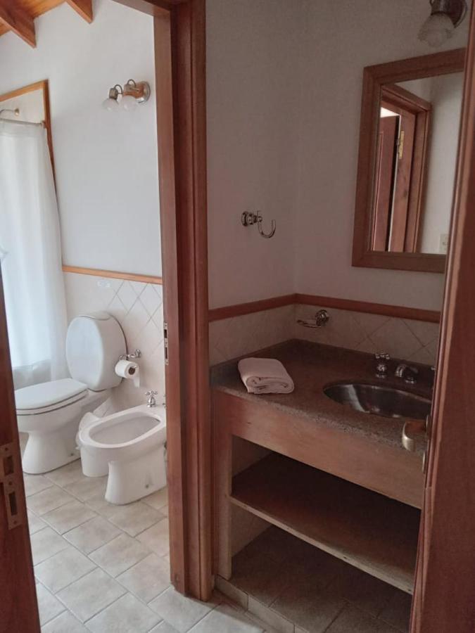 Апарт отель Refugio Del Arroyo Сан-Мартин-де-лос-Андес Экстерьер фото